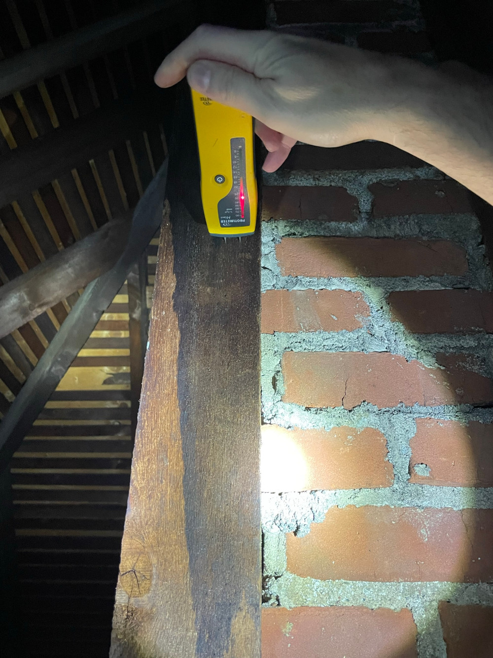 Leaking Chimney Flashing